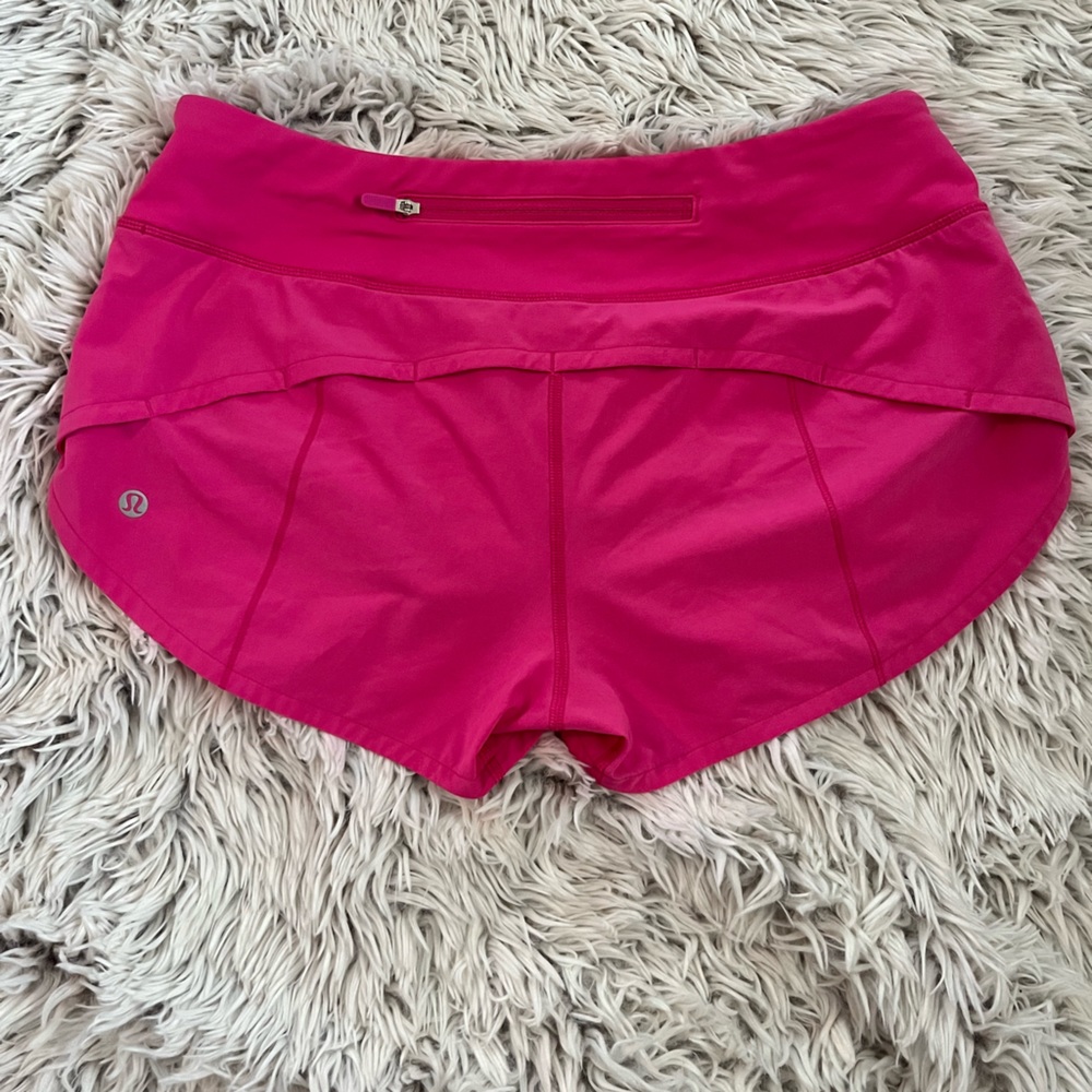 🍋💛✨ EUC Lululemon Sonic Pink Speed Up Shorts 2.5”